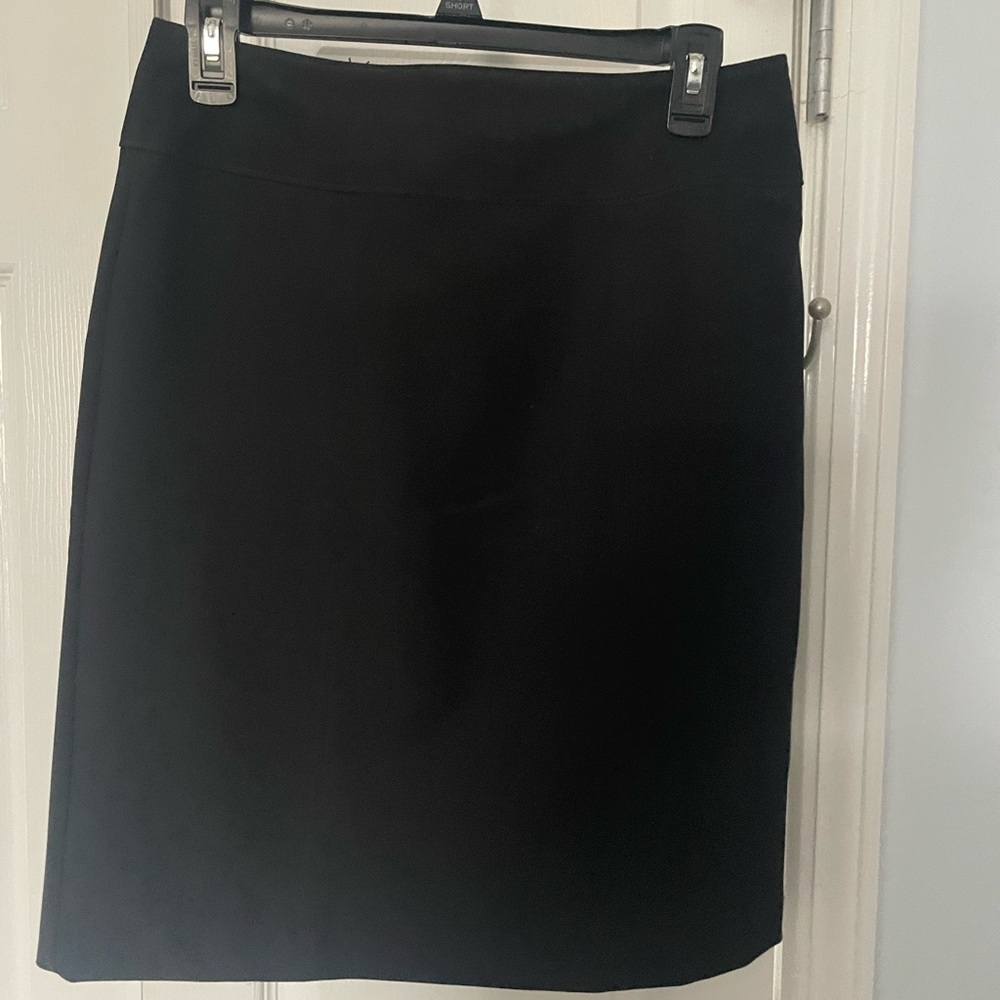 Black worthington skirt.